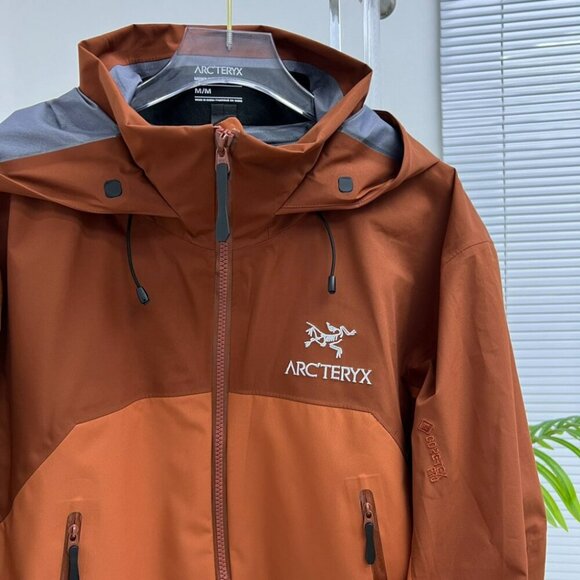 Arc'teryx Beta Jacket - Picture 4 of 8